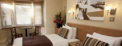 The Gullivers Hotel