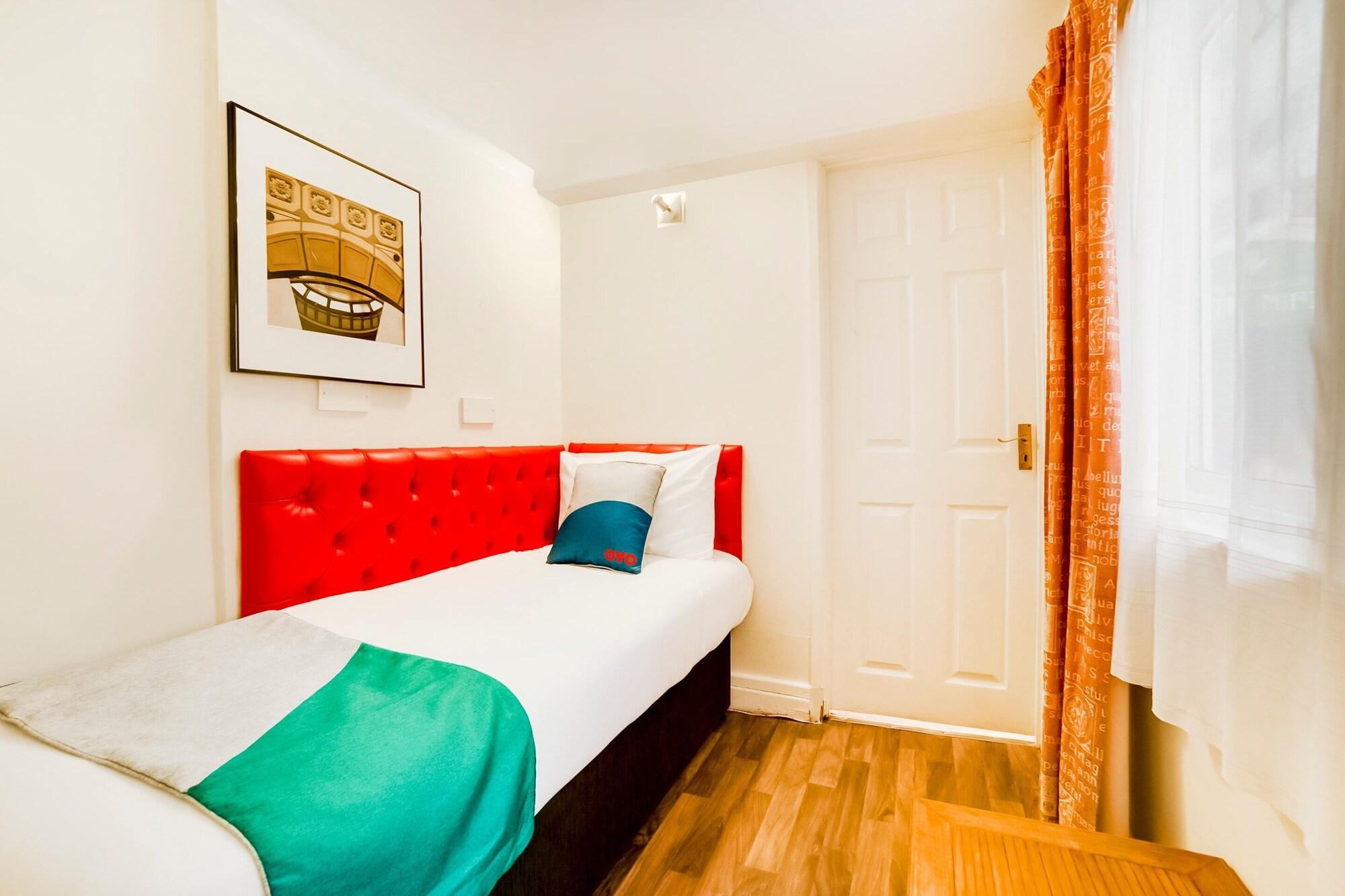 Hotel The Gullivers Hove