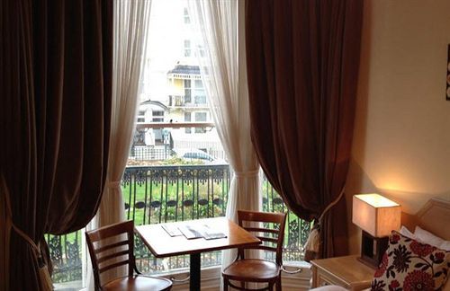 The Gullivers 3* Hove
